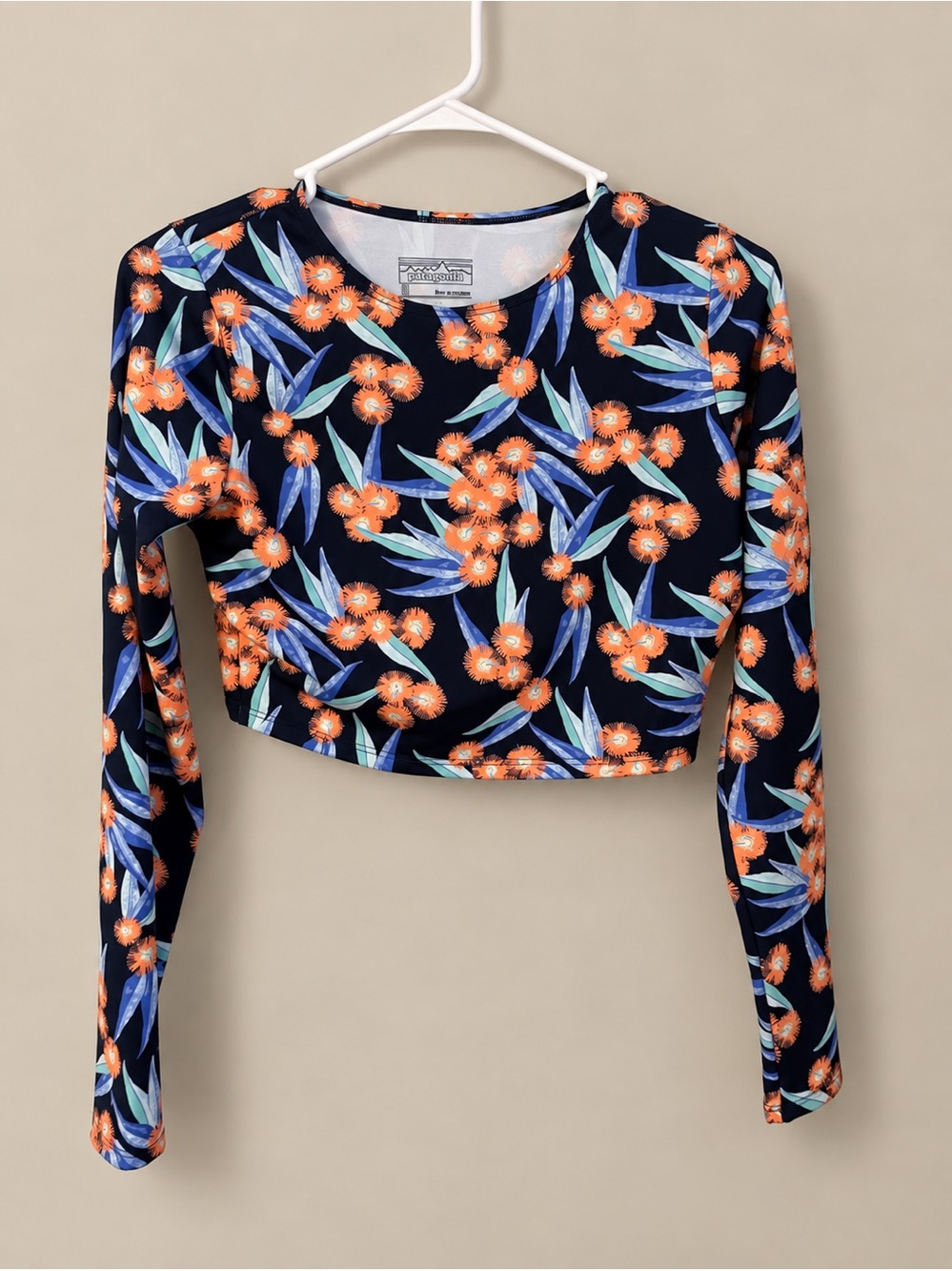 Patagonia Women’s Swell Seeker Cropped Rashguard